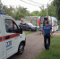 Спасатели помогли медикам перенести в машину скорой помощи больного пенсионера из Каширы - Regions.Ru
